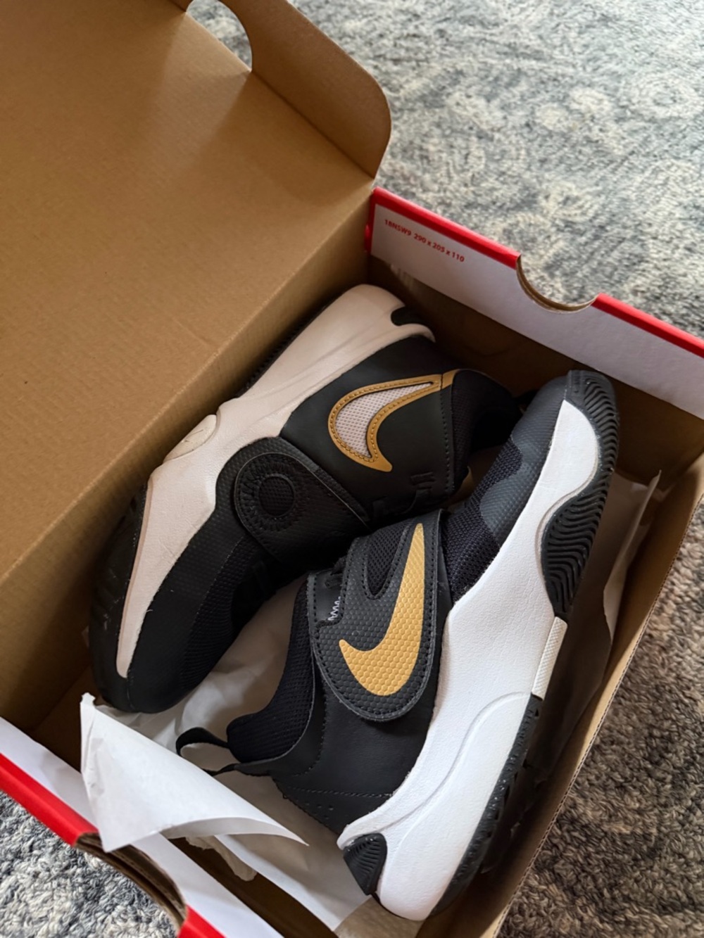Nike Kids Team Hustle Sneakers - Picture 3 of 5